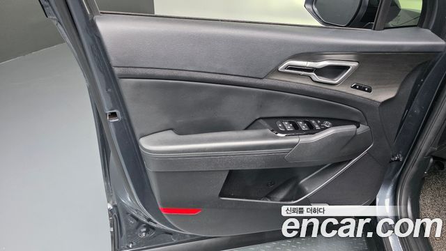 Kia Sportage Hybrid (V) 30Th Edition 2WD 2024 — фото 24