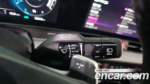 Kia Sportage Hybrid (V) 30Th Edition 2WD 2024 — фото 27