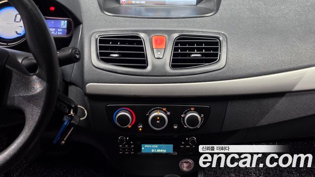 Renault Korea SM3 Neo SE 2015 — фото 17