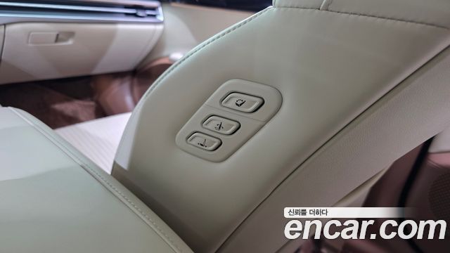 Hyundai Grandeur Hybrid (GN7) Calligraphy 2023 — фото 31