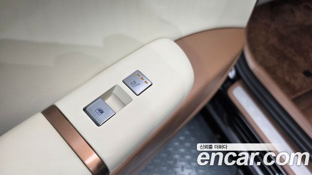 Hyundai Grandeur Hybrid (GN7) Calligraphy 2023 — фото 32