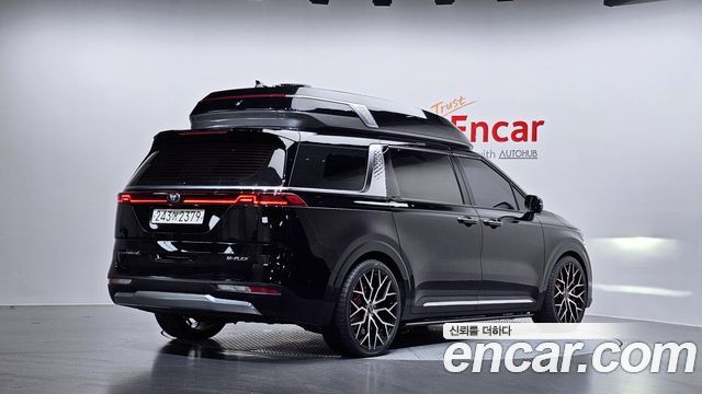 Kia Carnival (IV) Gasoline 4-Seater Hi-Limousine (Special) 2021 — фото 2