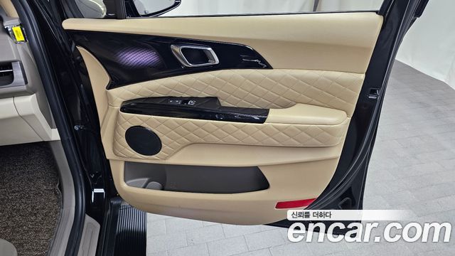 Kia Carnival (IV) Gasoline 4-Seater Hi-Limousine (Special) 2021 — фото 25