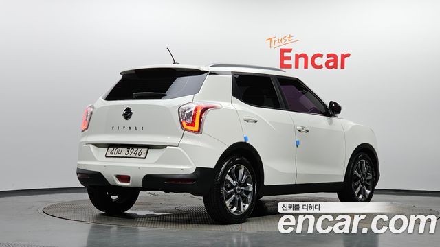 KG Mobility (SsangYong) Tivoli LX 2WD HI-DLX 2016 — фото 2