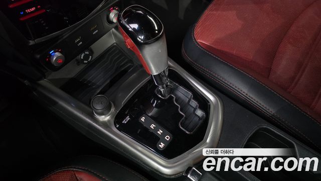 KG Mobility (SsangYong) Tivoli LX 2WD HI-DLX 2016 — фото 9