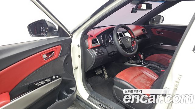 KG Mobility (SsangYong) Tivoli LX 2WD HI-DLX 2016 — фото 10