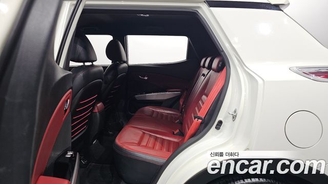 KG Mobility (SsangYong) Tivoli LX 2WD HI-DLX 2016 — фото 11