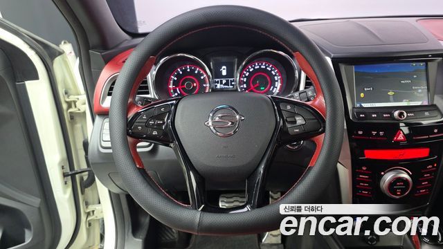 KG Mobility (SsangYong) Tivoli LX 2WD HI-DLX 2016 — фото 15