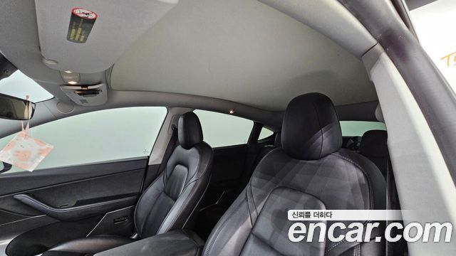 Tesla Model Y Long Range AWD 2021 — фото 23