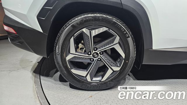 Hyundai Tucson (NX4) Gasoline 1.6 Turbo 2WD Inspiration 2023 — фото 5
