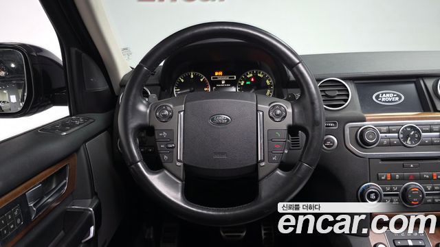 Land Rover Discovery 4 3.0 SDV6 HSE 2016 — фото 13