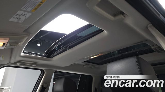 Land Rover Discovery 4 3.0 SDV6 HSE 2016 — фото 16
