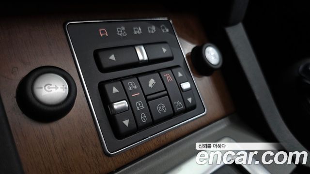 Land Rover Discovery 4 3.0 SDV6 HSE 2016 — фото 18
