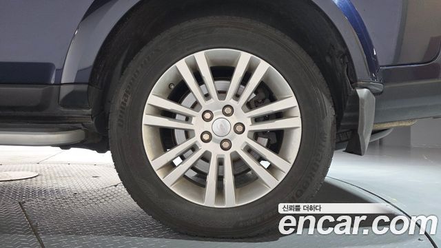 Land Rover Discovery 4 3.0 SDV6 HSE 2016 — фото 21