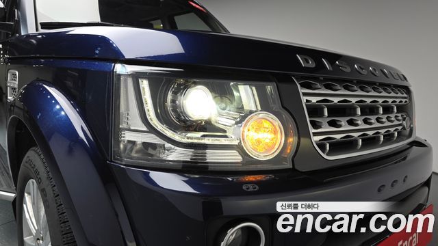 Land Rover Discovery 4 3.0 SDV6 HSE 2016 — фото 22