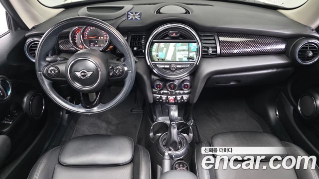MINI Cooper SD Standard 3rd 2017 — фото 7