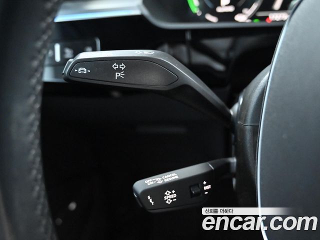 Audi Q8 e-tron (GE) 55 Quattro 2024 — фото 18