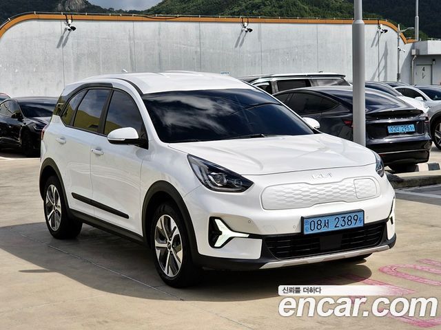 Kia Niro Plus Earth 2024 — фото 1