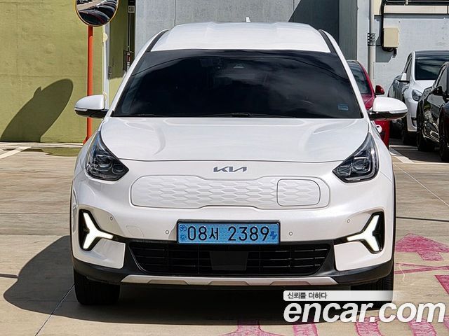 Kia Niro Plus Earth 2024 — фото 2