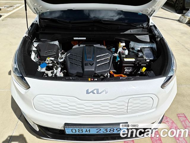 Kia Niro Plus Earth 2024 — фото 7