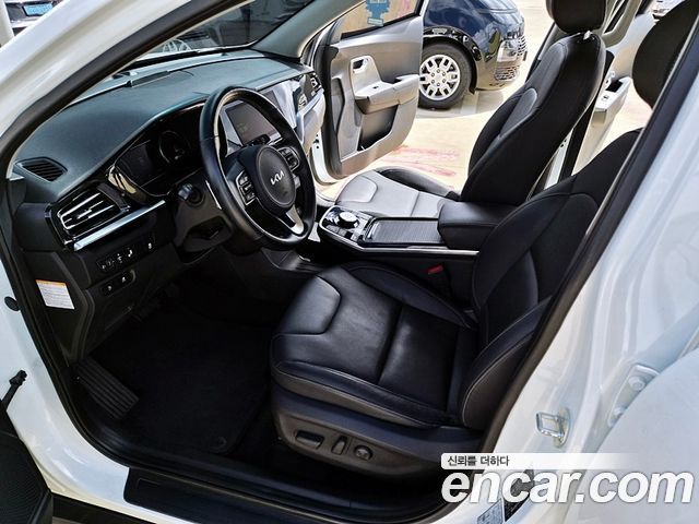 Kia Niro Plus Earth 2024 — фото 10