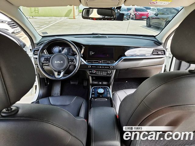 Kia Niro Plus Earth 2024 — фото 20