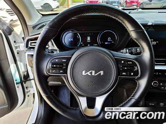 Kia Niro Plus Earth 2024 — фото 22
