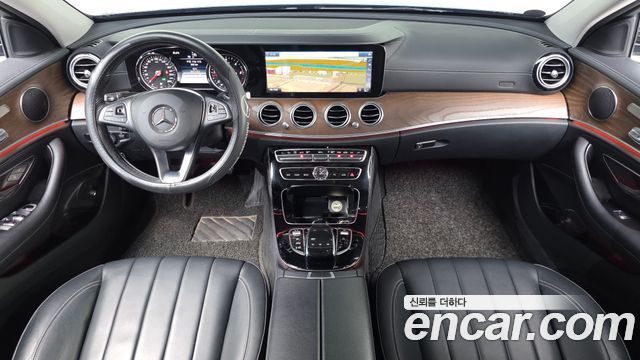 Mercedes-Benz E-Class (W213) E220d 4MATIC Exclusive 2018 — фото 7