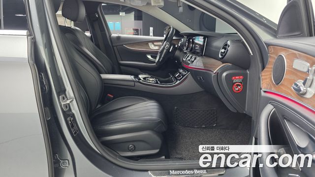 Mercedes-Benz E-Class (W213) E220d 4MATIC Exclusive 2018 — фото 15