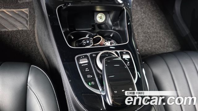 Mercedes-Benz E-Class (W213) E220d 4MATIC Exclusive 2018 — фото 37
