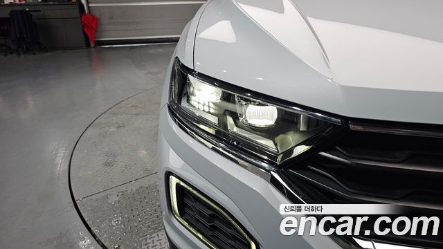 Volkswagen T-Roc 2.0 TDI Style 2021 — фото 22