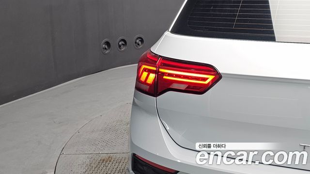 Volkswagen T-Roc 2.0 TDI Style 2021 — фото 23