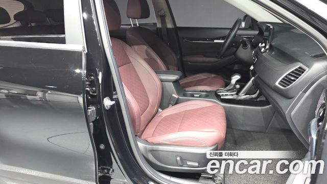 Kia Seltos Gasoline 1.6 Turbo 2WD Signature 2022 — фото 11