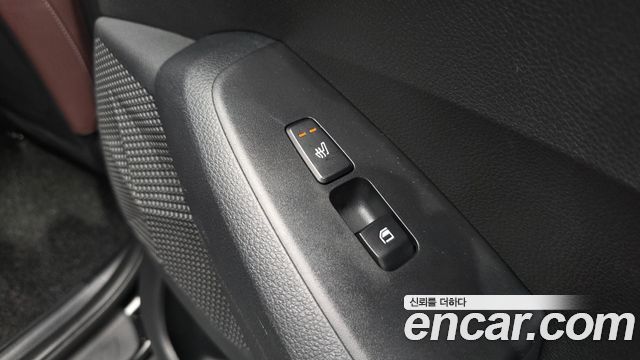 Kia Seltos Gasoline 1.6 Turbo 2WD Signature 2022 — фото 18