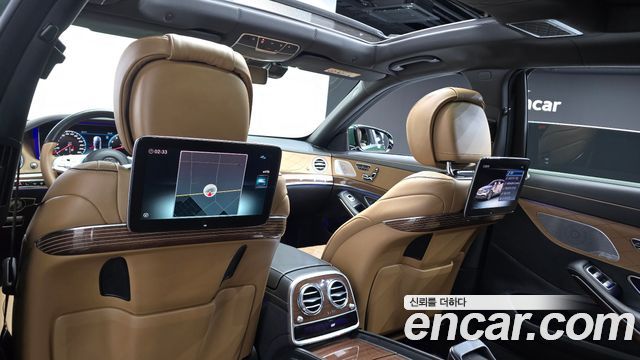 Mercedes-Benz S-Class (W222) Maybach S560 4MATIC Rodeo Drive LA Edition 2020 — фото 11