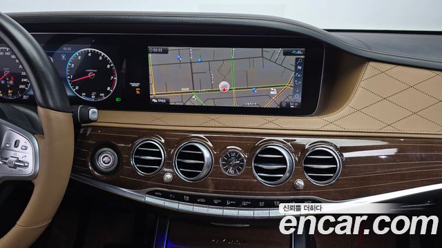 Mercedes-Benz S-Class (W222) Maybach S560 4MATIC Rodeo Drive LA Edition 2020 — фото 14