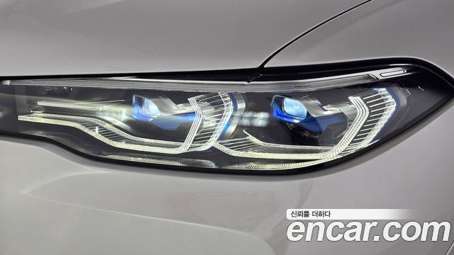 BMW X7 (G07) xDrive 40i Design Pure Excellence 6-Seater 2022 — фото 28
