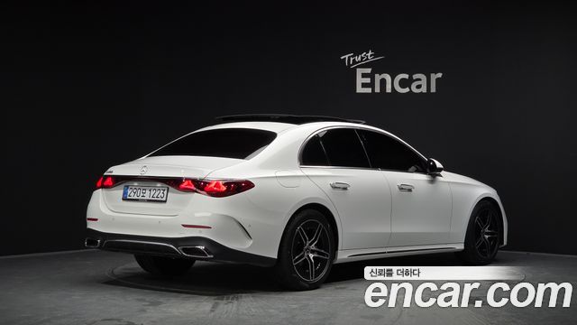 Mercedes-Benz E-Class (W214) E200 AMG Line 2026 — фото 2