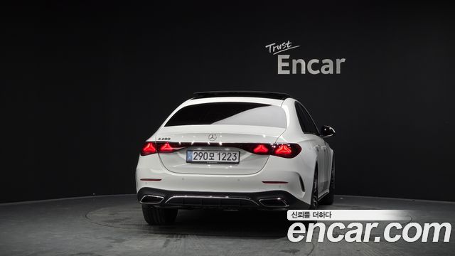 Mercedes-Benz E-Class (W214) E200 AMG Line 2026 — фото 4
