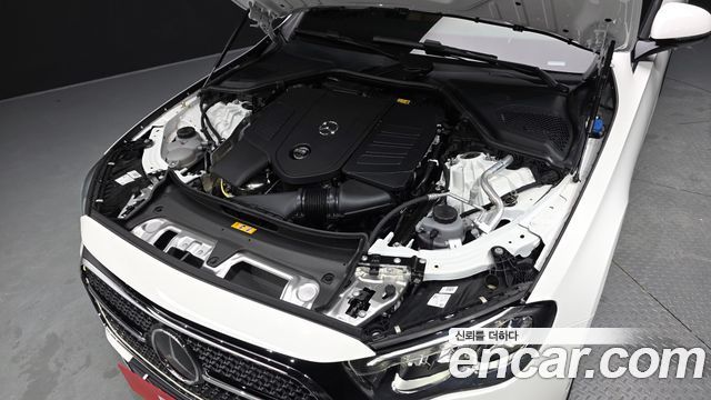 Mercedes-Benz E-Class (W214) E200 AMG Line 2026 — фото 6