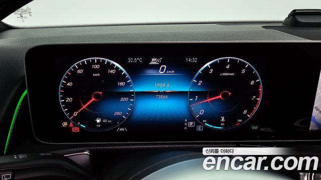 Mercedes-Benz GLB-Class (X247) GLB250 4MATIC 2020 — фото 8