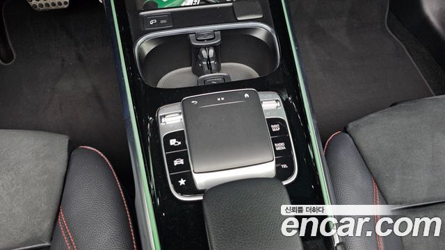 Mercedes-Benz GLB-Class (X247) GLB250 4MATIC 2020 — фото 9