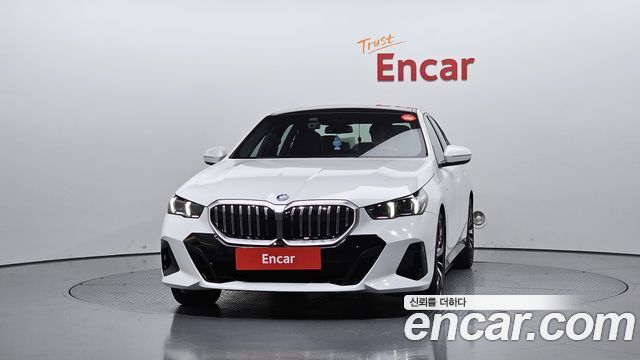 BMW 5 Series (G60) 530e M Sport 2026 — фото 3