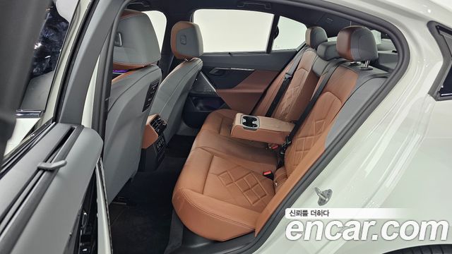 BMW 5 Series (G60) 530e M Sport 2026 — фото 12