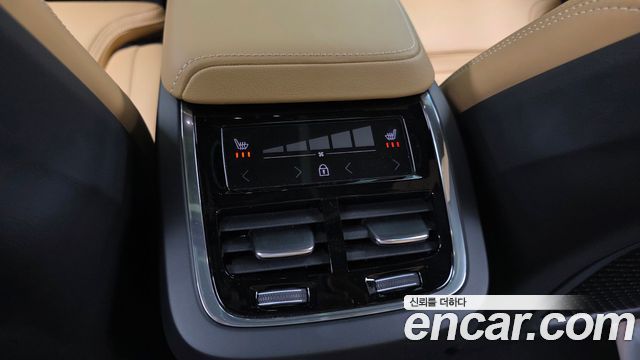 Volvo V60 Cross Country (II) B5 Pro AWD 2022 — фото 18