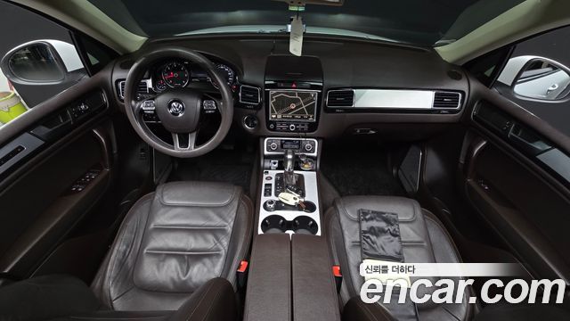 Volkswagen Touareg V6 3.0 TDI Bluemotion 7P5 2013 — фото 7