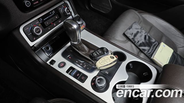 Volkswagen Touareg V6 3.0 TDI Bluemotion 7P5 2013 — фото 9