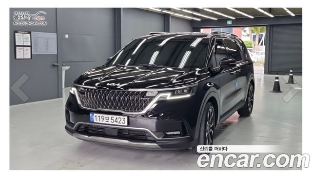 Kia Carnival (IV) Gasoline 9-Seater Signature