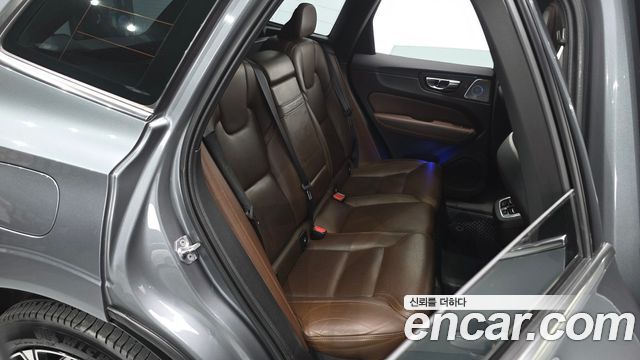 Volvo XC60 (II) D5 Inscription 2019 — фото 12