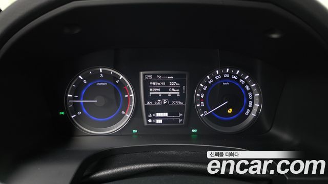KG Mobility (SsangYong) Rexton Sports Khan Diesel 2.2 4WD Prestige 2021 — фото 8